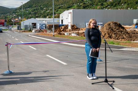 2024_10_08 Otvoritev nove komunalne infrastrukture v vzhodnem delu PSC Vrtača_Foto_Uroš Novina_001